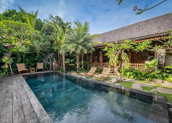 Kubu Kayu Villa Seminyak
