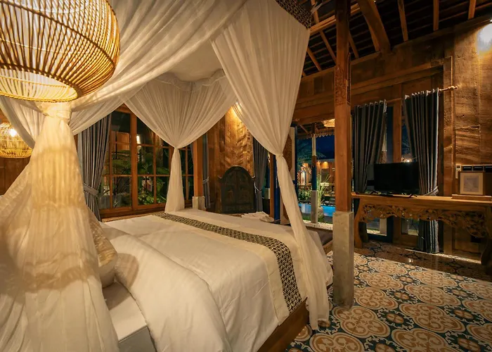 Kubu Kayu * Seminyak