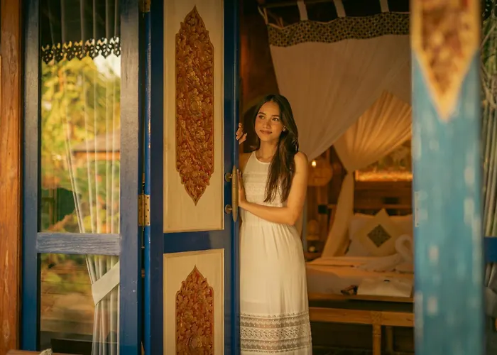Kubu Kayu Villa *