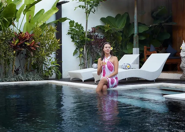 Kubu Kayu Villa Seminyak