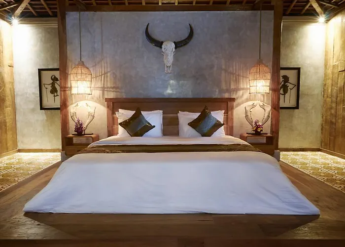 Villa Kubu Kayu *