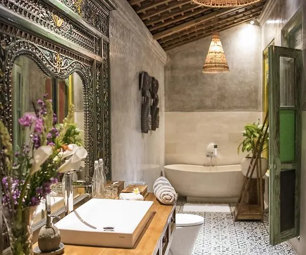 Kubu Kayu Seminyak