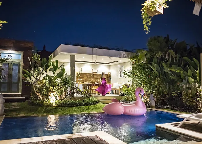 Kubu Kayu * Seminyak